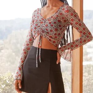 Lulu’s Let's Boogie Black Floral Print Mesh Ruched Long Sleeve Crop Top